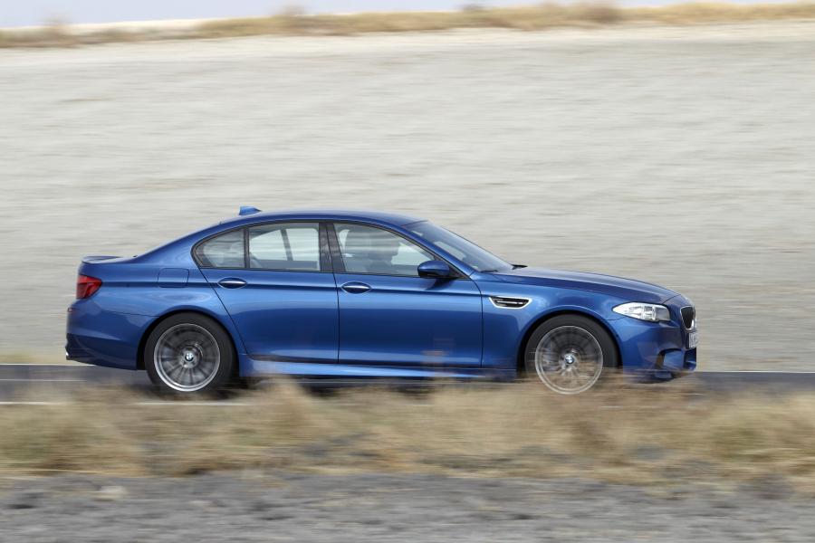  BMW M5 2011 года  (фото 99 из 344)